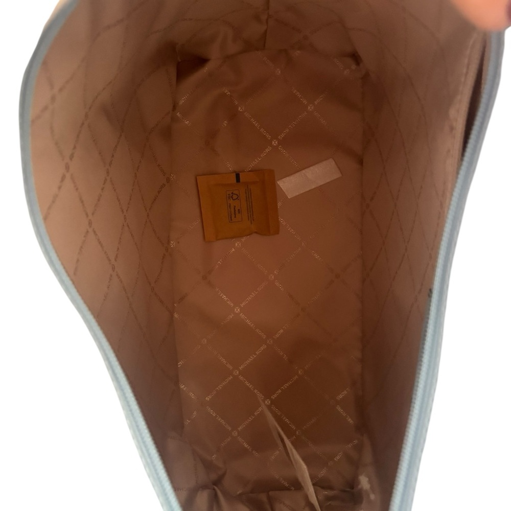 Michael Michael Kors  jet set printed signature logo Tote NWT still in plastic - Picture 6 of 16